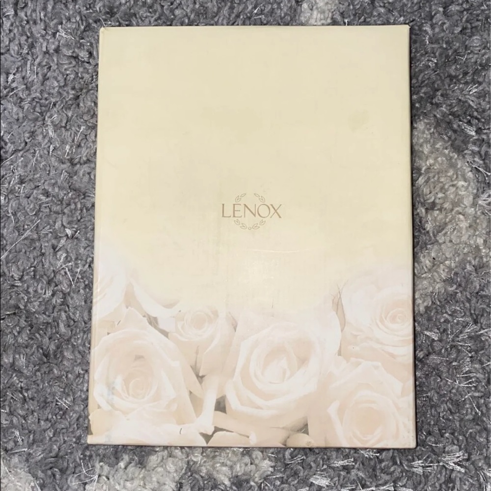 Lenox Frame - Picture 4 of 4